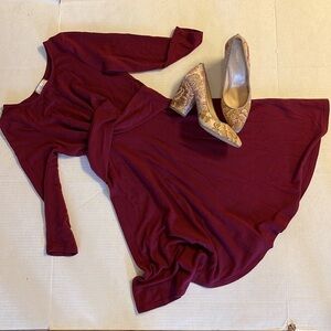 Everly Fit & Flare Twisted Front Knit Dress. D/250/A1260